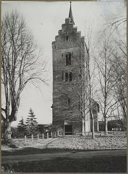 File:Overzicht toren hervormde kerk westzijde - Anloo - 20319473 - RCE.jpg