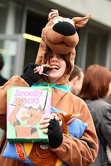 Paris Manga 9 -Cosplay- Scooby Doo (4337910021).jpg