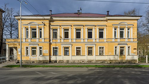 Улица куйбышева 8. Исторические здания Петрозаводска. Дом купца Сывороткина Петрозаводск. Петрозаводск старинные здания. Исторические здания города Петрозаводска.