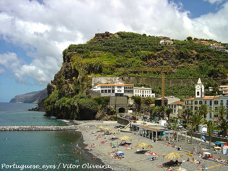 File:Ponta do Sol - Portugal (5930071415).jpg