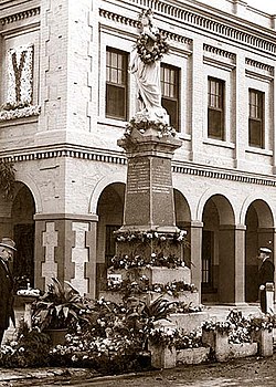 Port Adelaide İşçileri Memorial.jpg