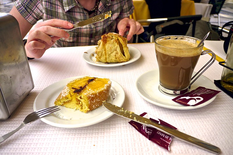 File:Portuguese pastries (5580397329).jpg