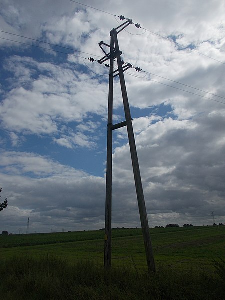 File:Powerline han11.jpg