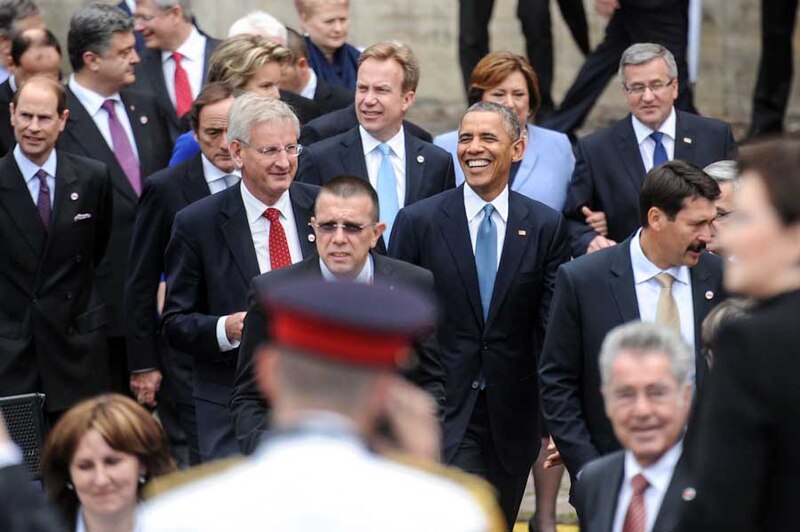 File:President Obama and Swedish Foreign Minister Bildt Participate in Celebration Marking 25th Anniversary of Freedom, June 2014.jpg