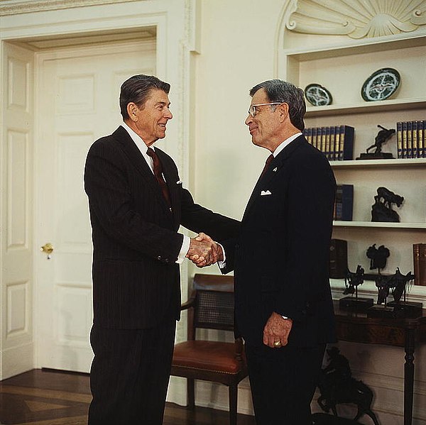 File:President Ronald Reagan, in the Oval Office, shaking hands with Republican Senator Jeremiah Denton of Alabama.jpg