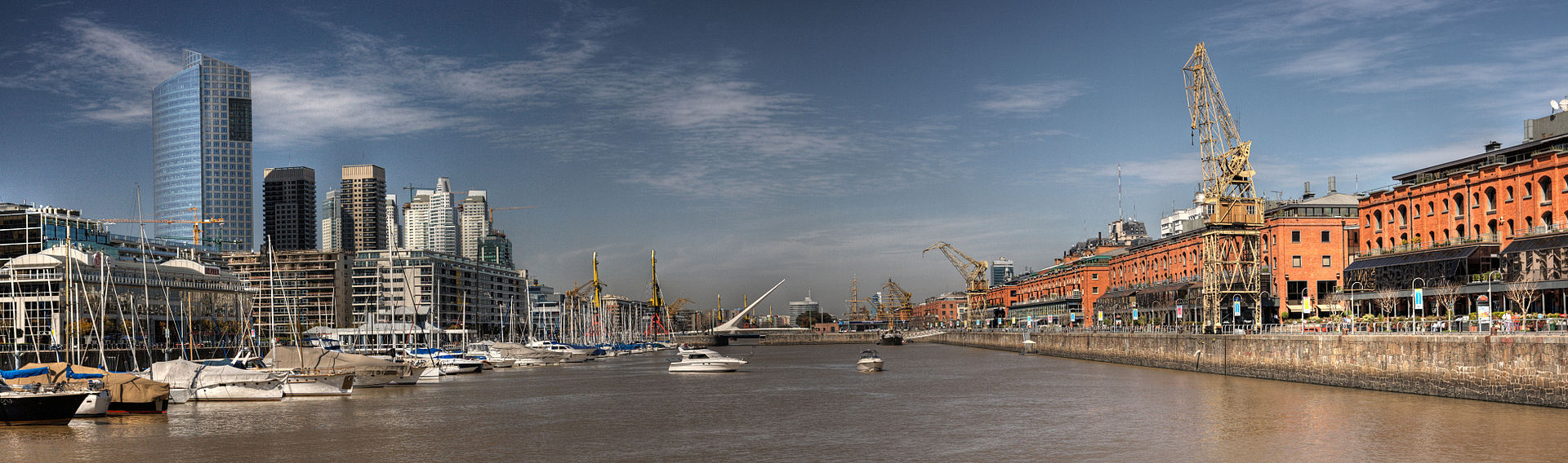 TERREMOTO POLITICO EN ARGENTINA - Página 2 1920px-Puerto_Madero_Panorama