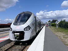 Experimental French Regiolis Class train using biodiesel Regiolis Granville-Paris en gare d'Argentan (aout 2019).JPG