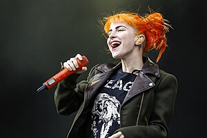 Hayley Williams: Primeros años, Carrera musical, Carrera como empresaria