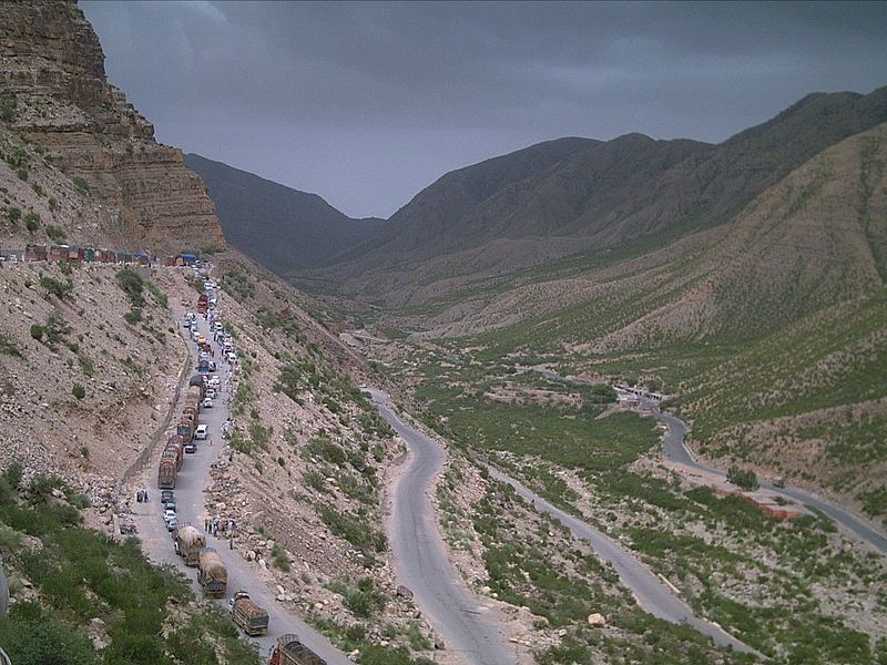 File:Road Block due to landslide at Girdu.JPG