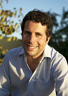 <span class="mw-page-title-main">Robin Goldstein</span> American writer