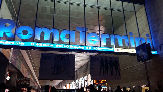 Rome Termini at night in 2016