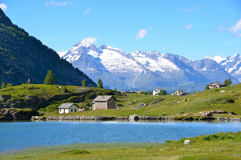 File:Rotelsee am Simplonpass, Schweiz.jpg