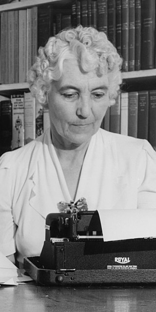 <span class="mw-page-title-main">Ruth Underhill</span> American anthropologist