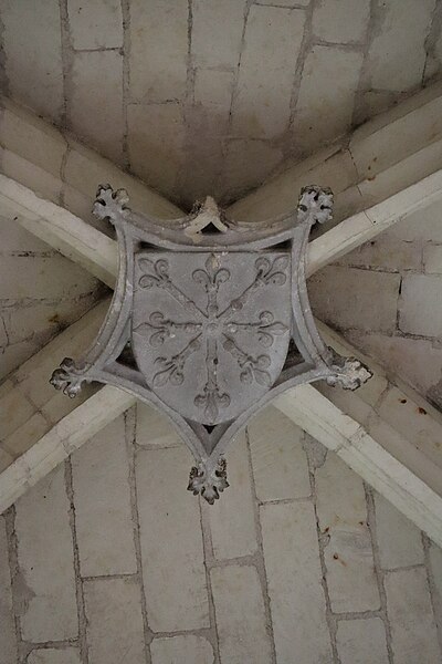 File:Saint-Denis-d'Anjou (53) Église Saint-Denis - Intérieur - 11.jpg