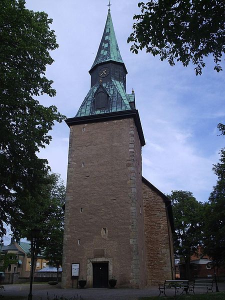 File:Sankt Olofs kyrka i Falköping, den 17 juni 2006, bild 2.JPG
