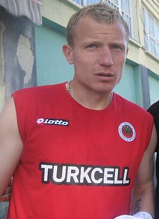 <span class="mw-page-title-main">Serdar Kulbilge</span> Turkish former footballer (born 1980)