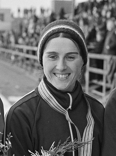 File:Sheila Young 1975.jpg