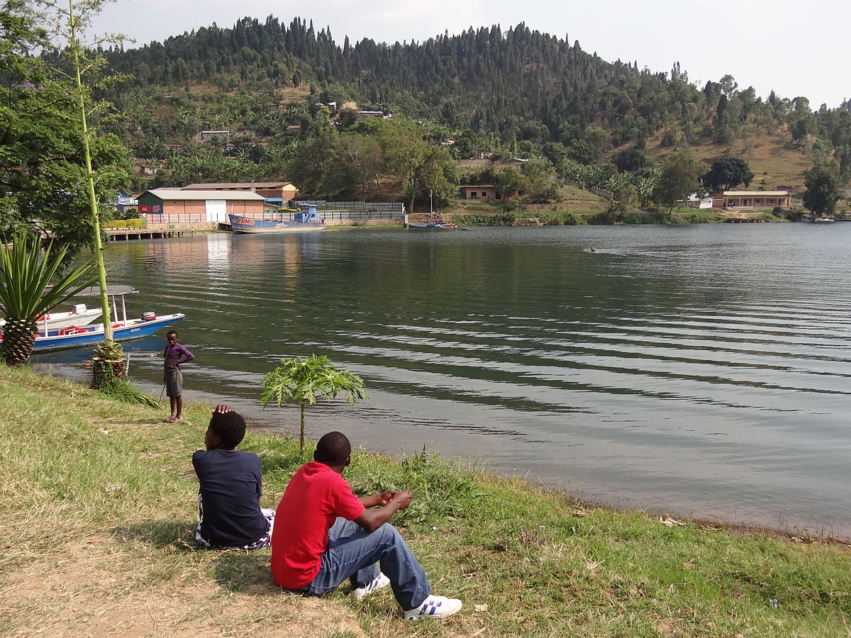 Рыбалка в Киву Руанда