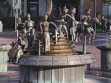 Freundschaftsbrunnen von Bonifatius Stirnberg auf dem Marktplatz