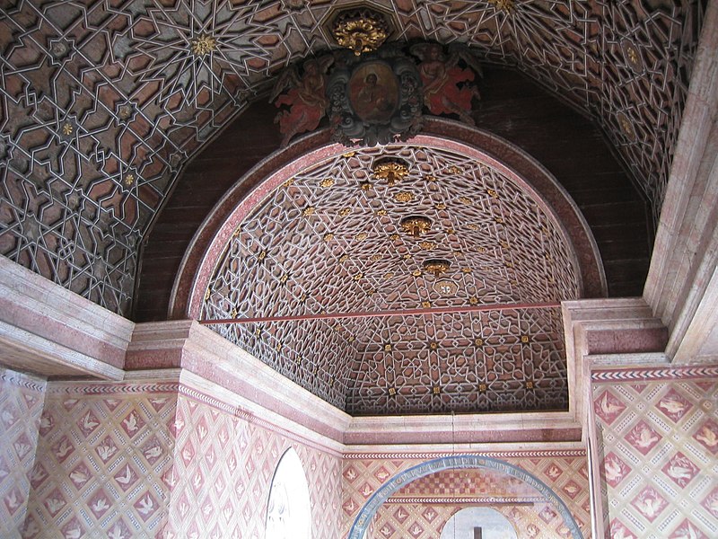 File:SintraPalace-Chapel1.jpg