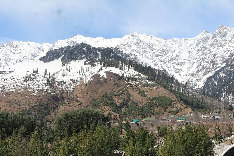 File:Snow peaked dhauladhar mountain ranges.jpg