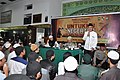Pelaksana Tugas Gubernur Riau Arsyadjuliandi Rachman memberi sambutan dalam tablig akbar Syafiq Riza Basalamah di Masjid Agung An-Nur, 2015