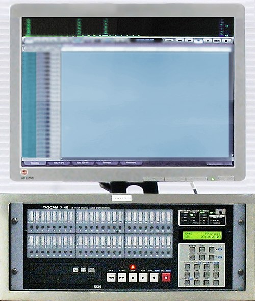 An integrated DAW consisted of: a control screen, 48-track digital mixer integrated on hard disk recorder including data storage and audio interface. 