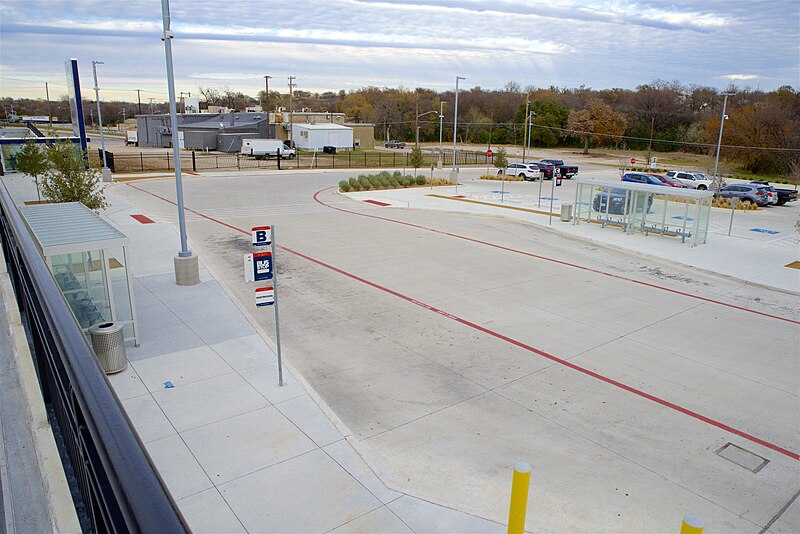 File:TEXRail North Side Station Nov 2019 4.jpg