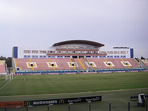 De hoofdtribune van het Ta 'Qali Stadium (2014)