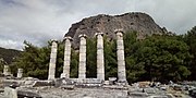 Thumbnail for File:Temple of Athena &amp; Acropolis, Priene (2).jpg