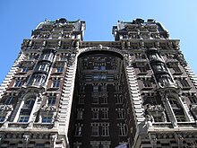 View of the facade from 71st Street The Dorilton 002.JPG