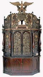 Torah ark.jpg