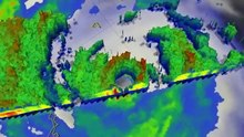 Файл: Извисяващи се гръмотевични бури, наблюдавани в тайфуна Neoguri.webm