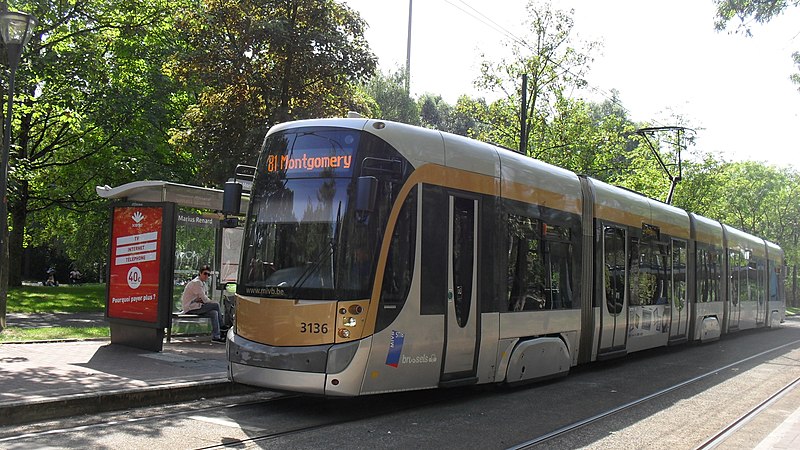 File:Tram81 Brussels Marius Renard 4.jpg