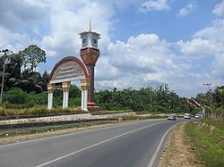 Tugu Perbatasan Kabupaten Tapin