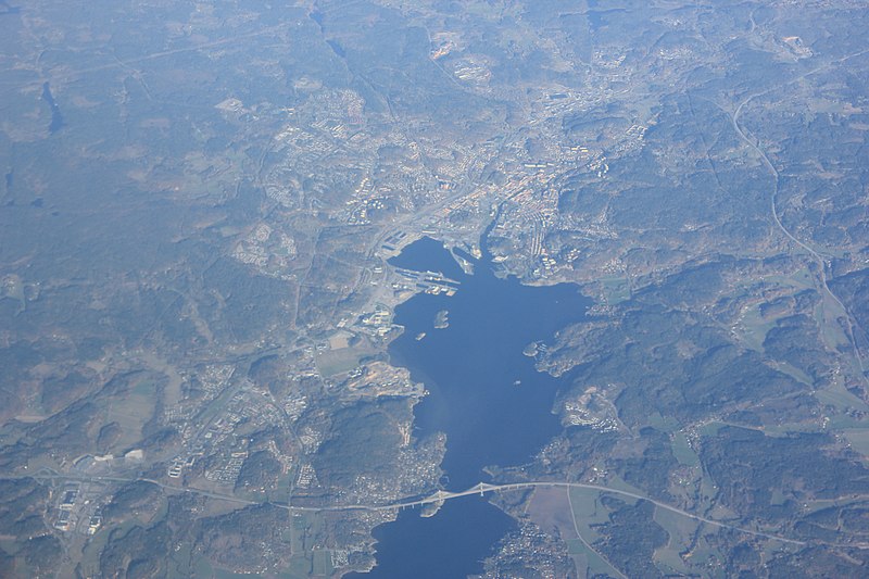 File:Uddevalla aerial 2.jpg