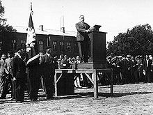 Vaps Movement meeting in Parnu, Artur Sirk speaking VapsMovement.jpg