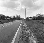 De N387 op het tracé van de Woldjerspoorweg bij Slochteren