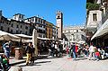 Piazza delle erbe meydanı