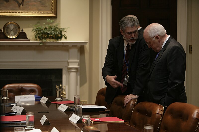 File:Vice President Cheney Talks with David Addington in the Roosevelt Room Before International Policy Meeting (18621293206).jpg