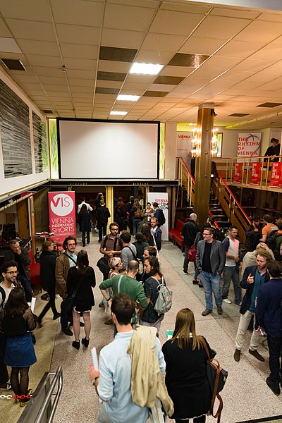 File:Vienna Independent Shorts 2016 opening Gartenbaukino 01.jpg