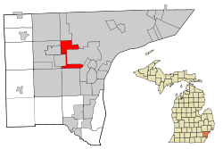 ミシガン州におけるウェイン郡（右下図）と同郡におけるディアボーンハイツ市の位置