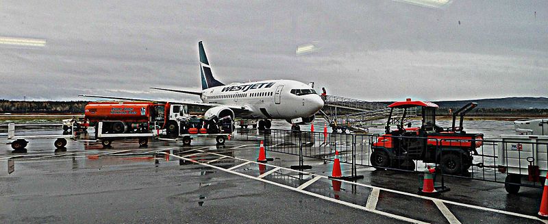 File:Westjet (22659611490).jpg