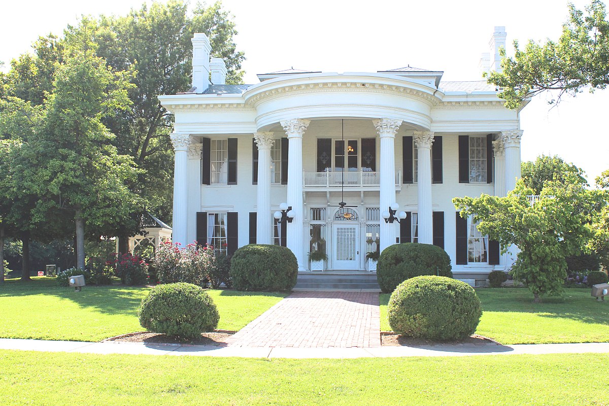 Haunted and Scary Whitehaven Mansion