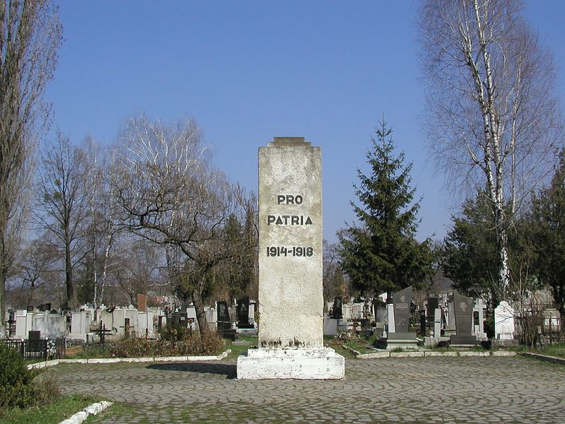 File:World War I memorial Mukacheve 2004 1.jpg