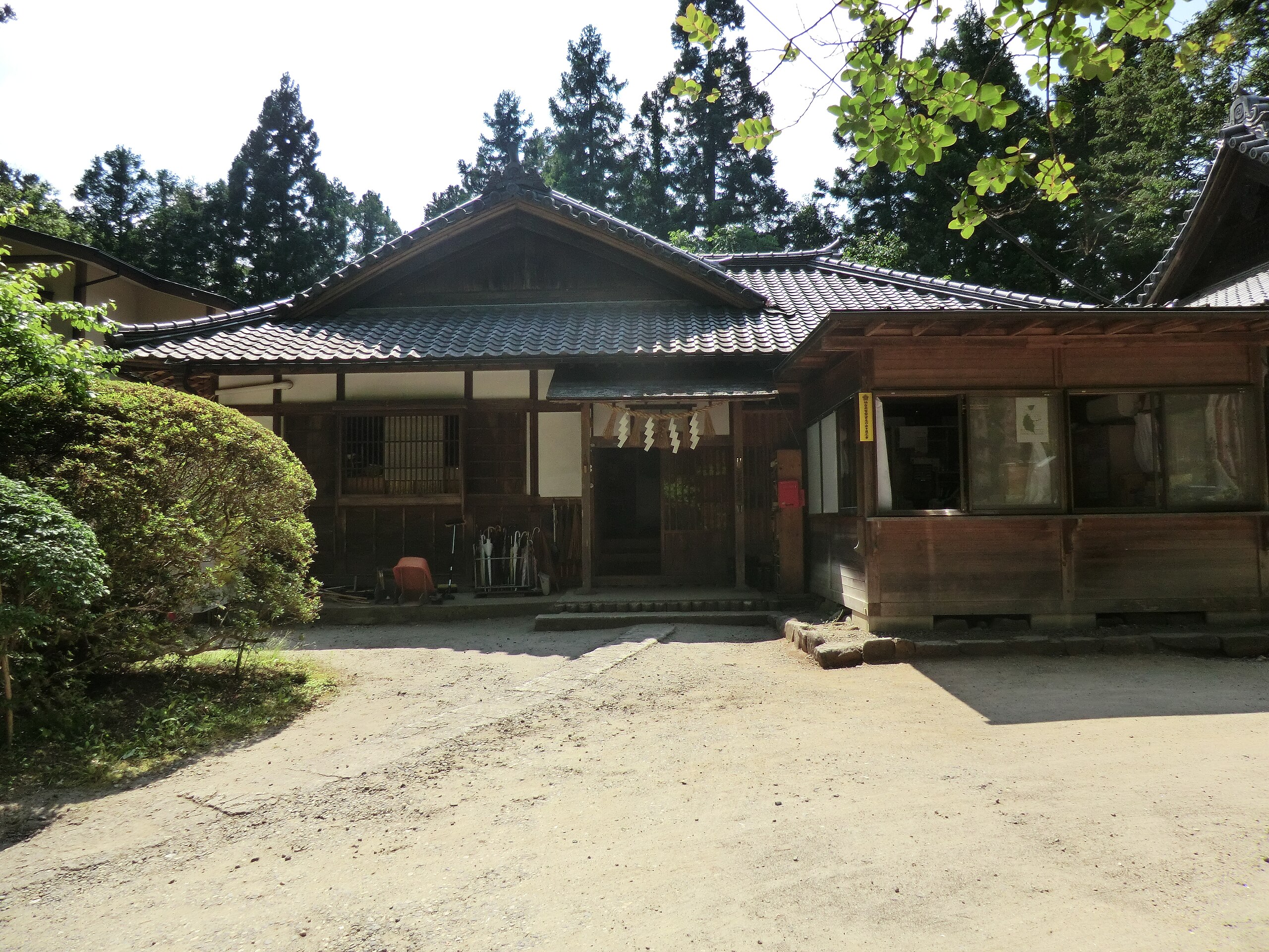 ファイル:Ōsaki Hachiman-gū residential house for chief priest.jpg 