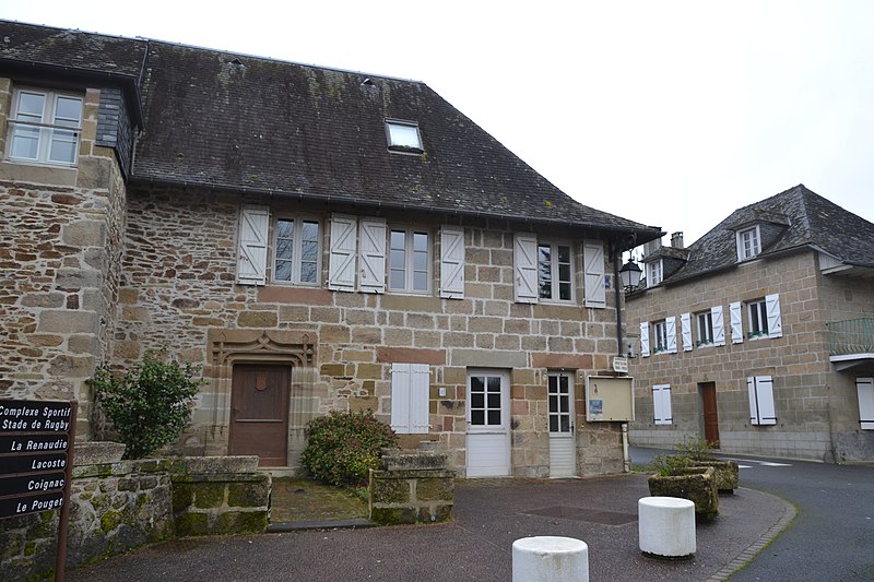 File:02-28 Dampniat - maisons.jpg