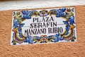 Detalle de plafón cerámico en el callejero de Casas Altas (Valencia) dedicado a don Serafín Manzano Rubio, personaje local