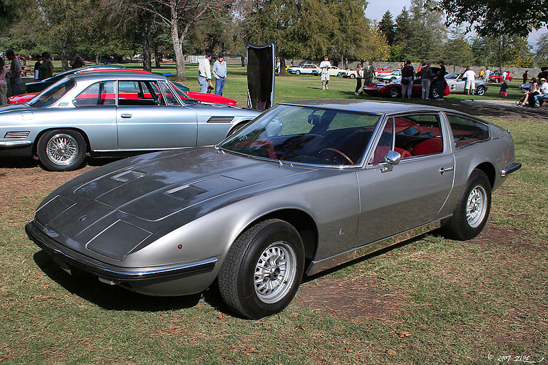 File:1973 Maserati Indy - silver - fvl (4637116233).jpg