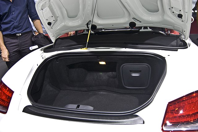 The open trunk in the rear of a Porsche Boxster